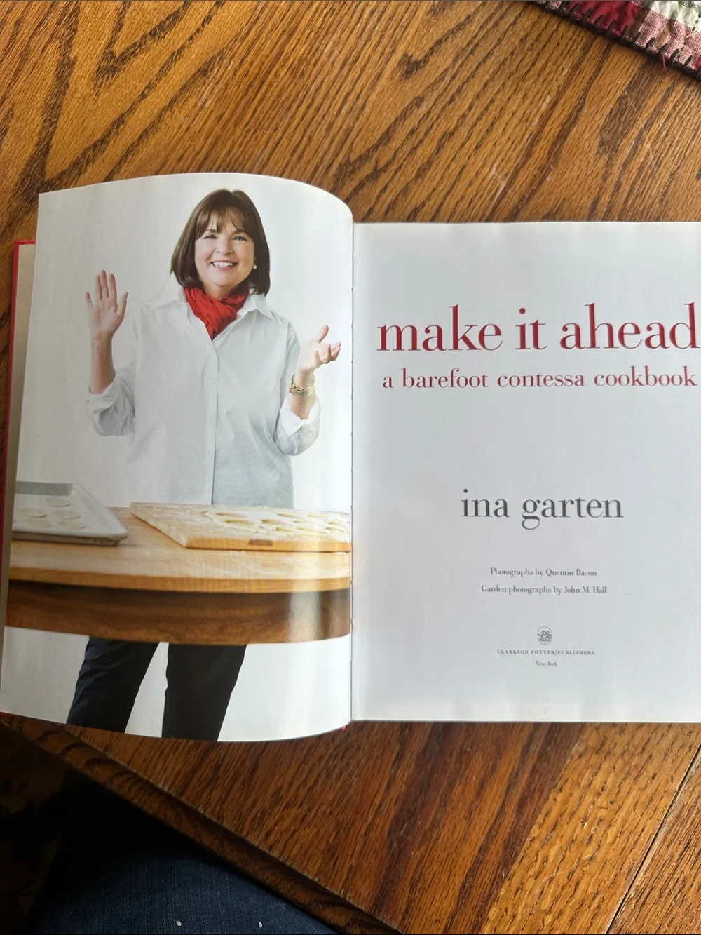 Make It Ahead - A Barefoot Contessa Cookbook (Red Hardcover)